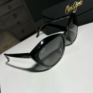 Women’s Maui Jim sunglasses